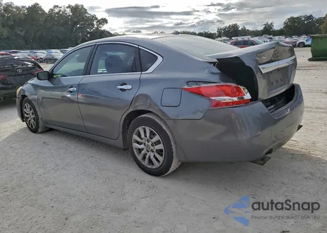 2015 Nissan Altima 2.5 из США, поврежденный, VIN 1N4AL3AP8FC434169